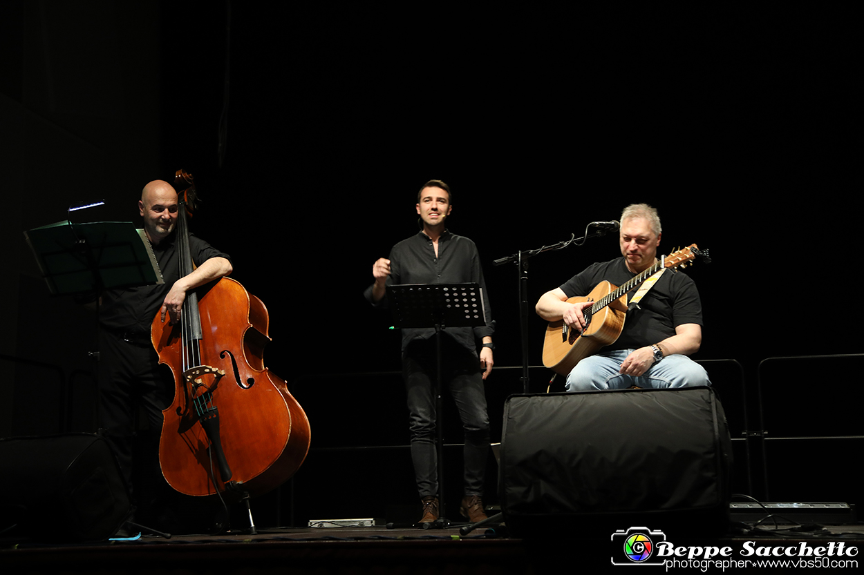 VBS_10018 - Concerto Marco Soria  'Amemanera Musica dalle radici'.jpg